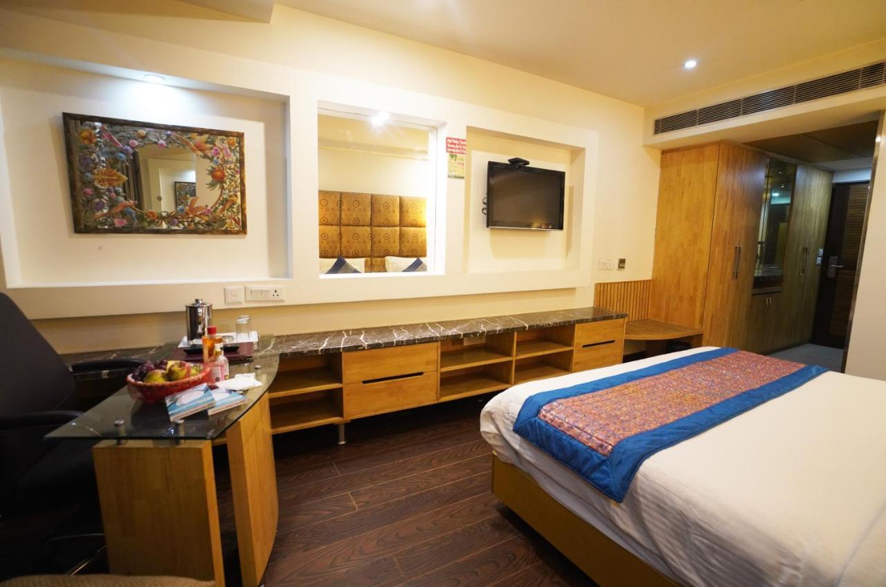 Airport Hotel Grand By Fantasia New Delhi Eksteriør bilde