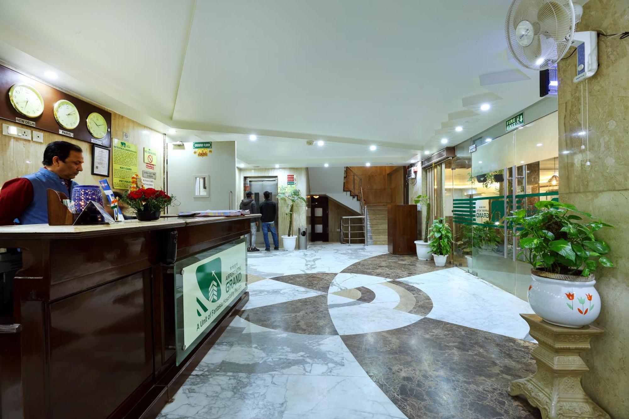 Airport Hotel Grand By Fantasia New Delhi Eksteriør bilde